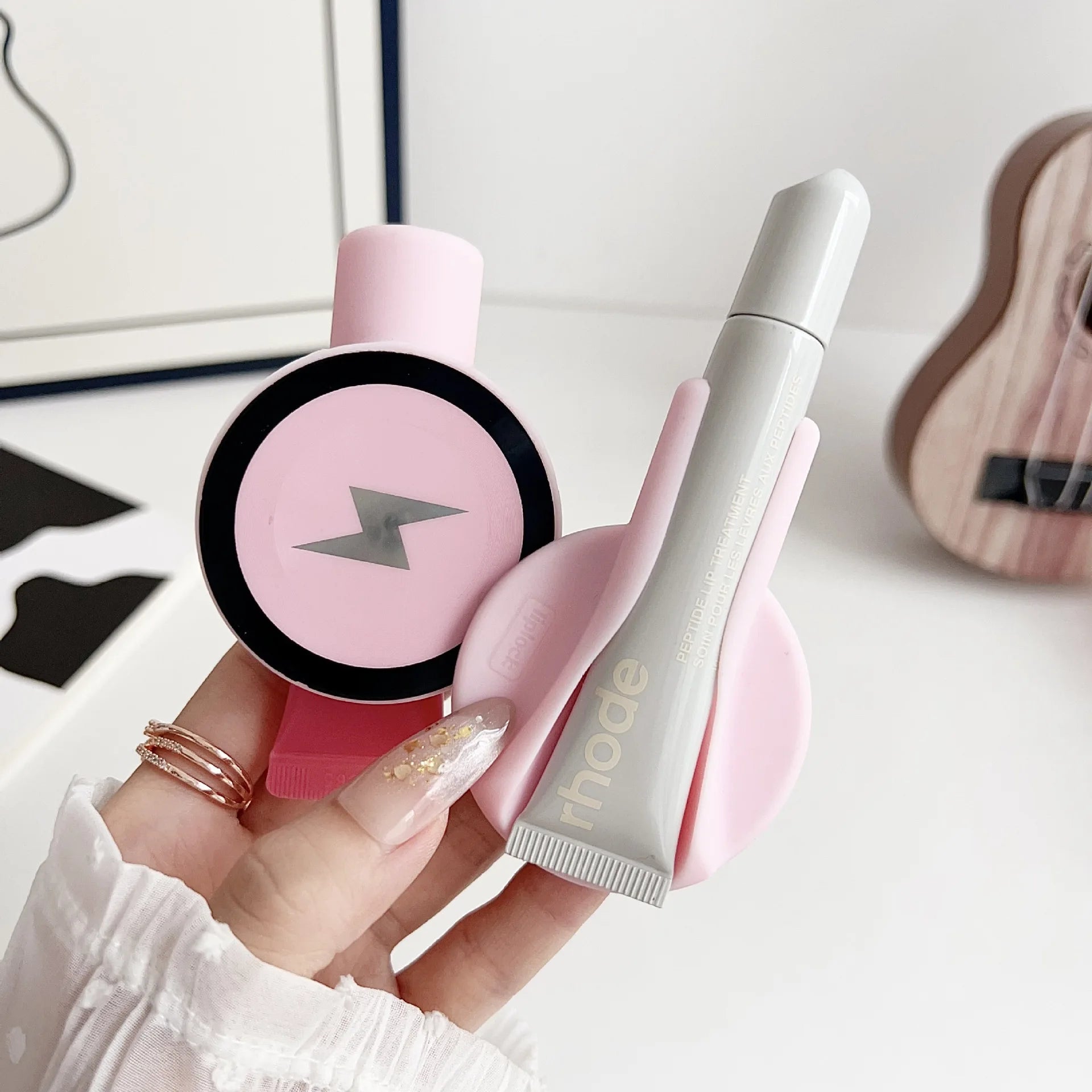 Magnetic lipstick Holder 3D Lipstick Hole Design DIY